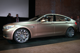 Illustration for article titled BMW 5-Series GT Concept: Giving Bangle's Rear A Lift